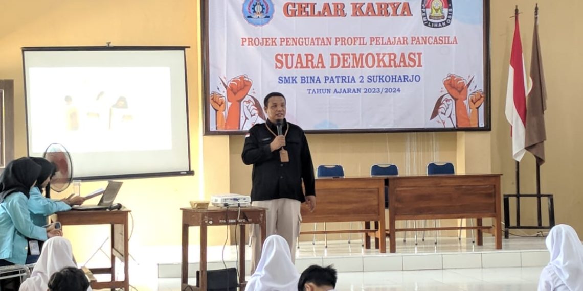 Bawaslu Sukoharjo Gencarkan Sosialisasi Pengawasan Partisipatif Kepada Pemilih Pemula