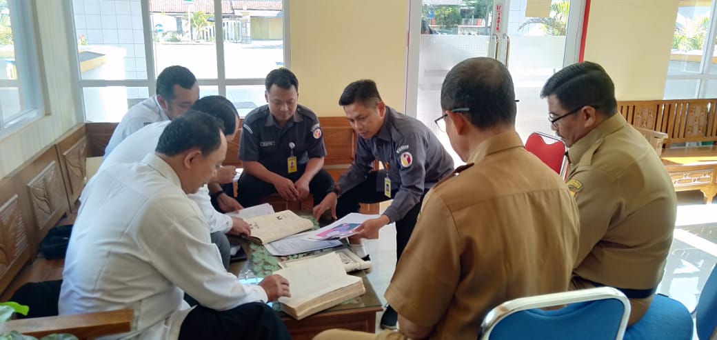 Bawaslu Sukoharjo Awasi Klarifikasi Dokumen Persyaratan Bacaleg di Madiun dan Cilacap