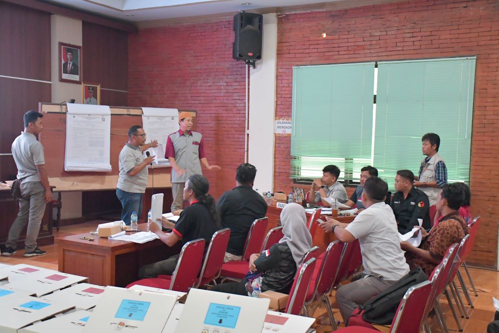 Monitoring Rapat Pleno Penghitungan Suara Tingkat Kecamatan