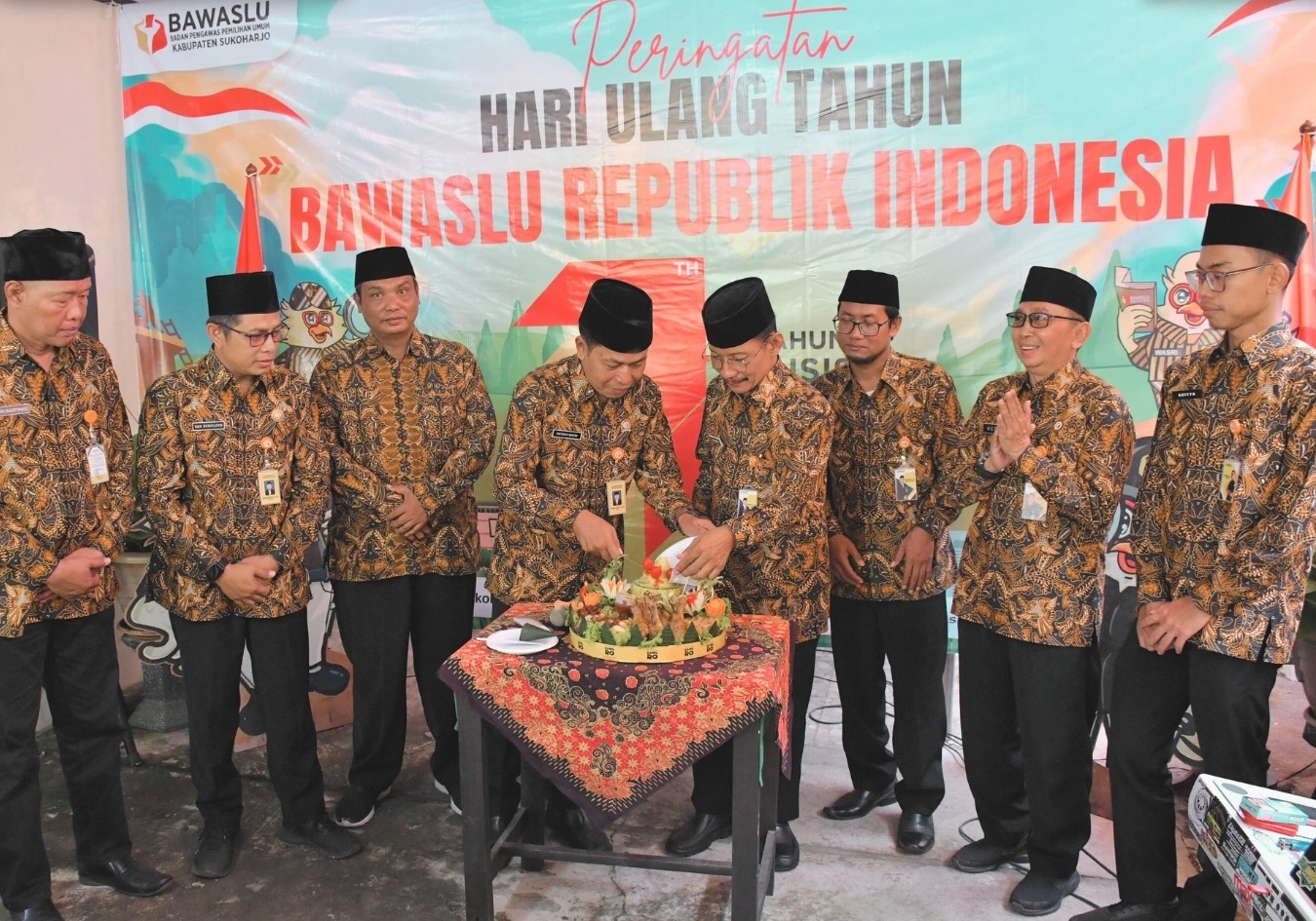 Tasyakuran Hari Ulang Tahun Ke-17 Badan Pengawas Pemilihan Umum RI