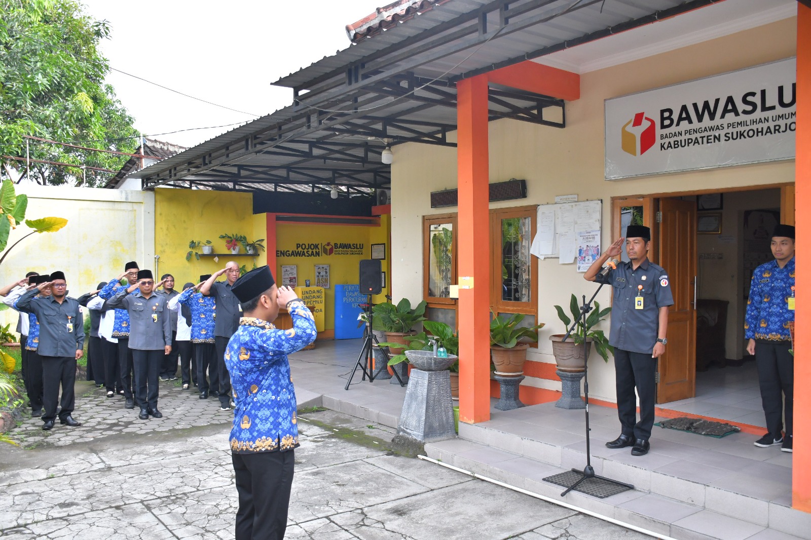 Semangat Kebhinnekaan, Bawaslu Sukoharjo Gelar Upacara memperingati Hari Lahir Pancasila 