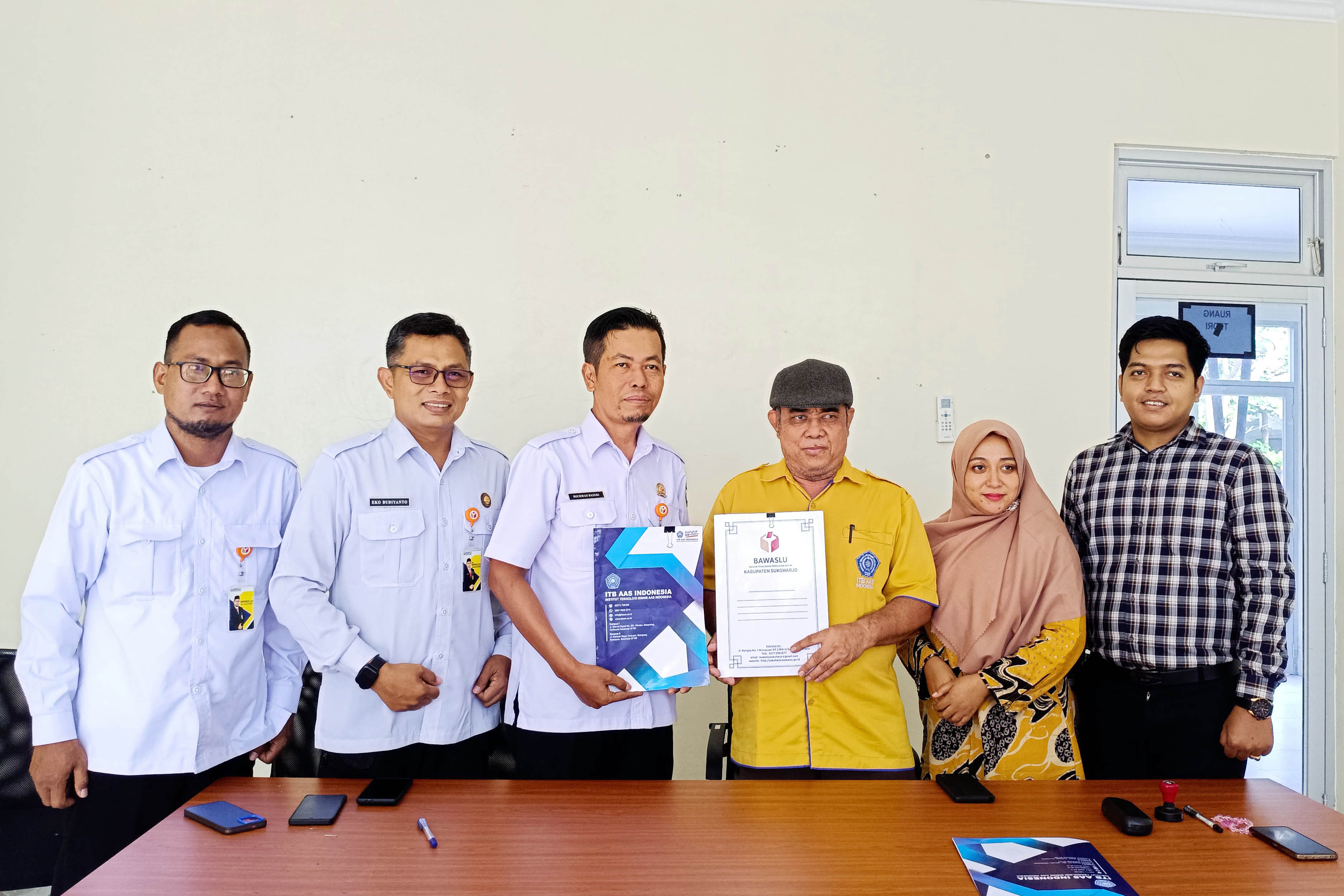Bawaslu Sukoharjo dan ITB AAS Surakarta Jalin Kerja Sama Strategis di Bidang Pendidikan Demokrasi