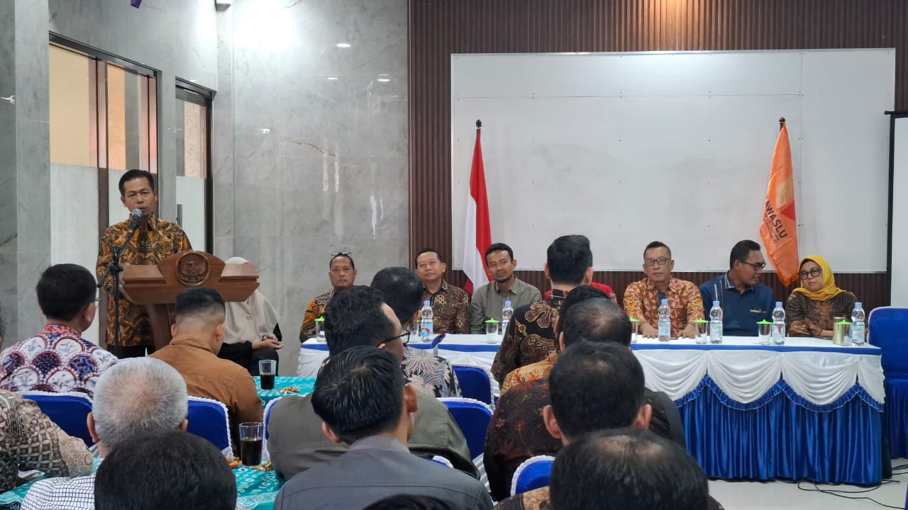 Bawaslu Sukoharjo Jadi Tuan Rumah Reviu Laporan Penguatan Kelembagaan Pengawas Pemilu se-Jawa Tengah