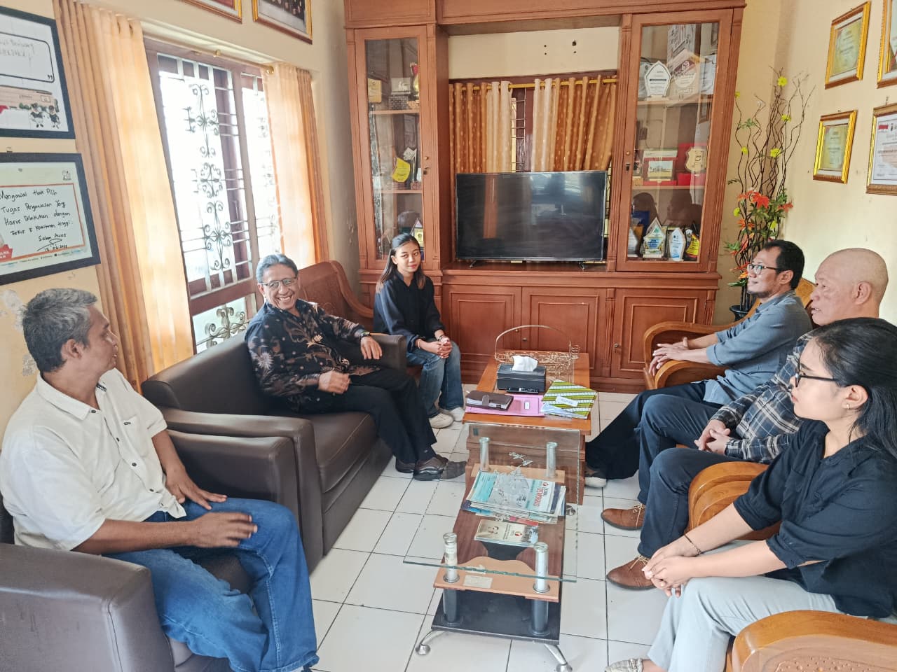 Bawaslu Sukoharjo dan Univet Bantara Bersinergi Cetak Komunikator Demokrasi Lewat Program Magang 2