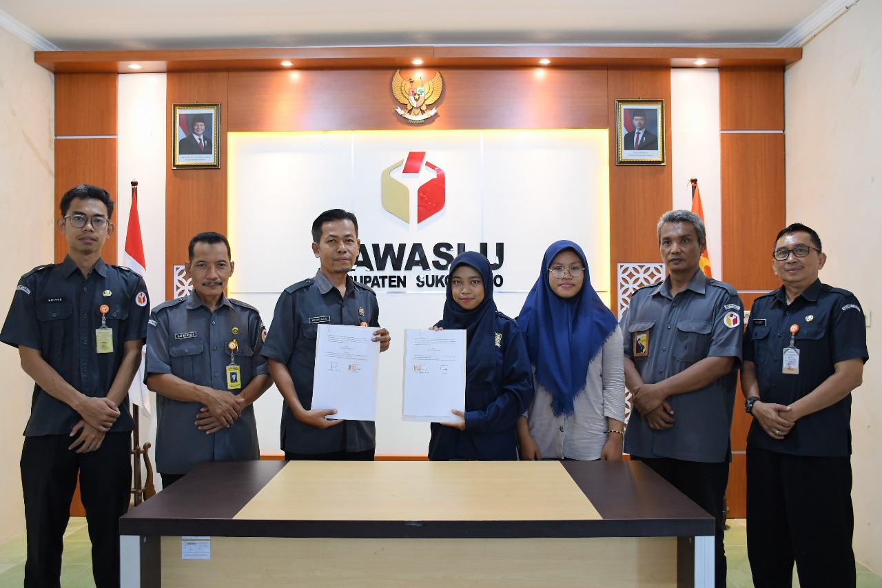 Menjaga Marwah Demokrasi Kolaborasi Strategis Bawaslu Sukoharjo dan Perisai Demokrasi Bangsa
