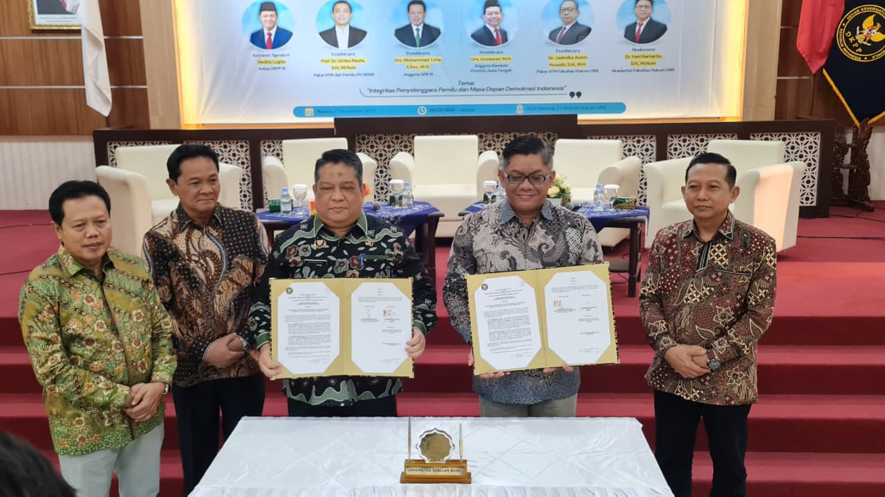 Bawaslu Sukoharjo Hadiri Penandatanganan Nota Kesepahaman DKPP–UNS dan Seminar Nasional Integritas Penyelenggara Pemilu