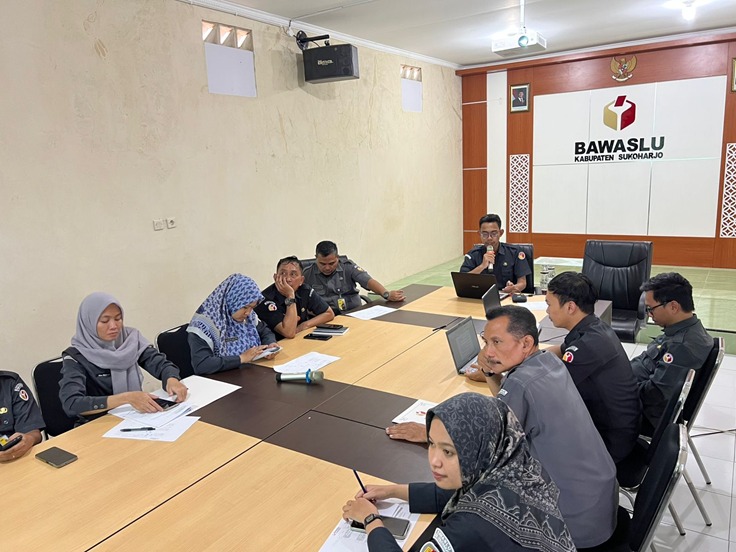 Bawaslu Sukoharjo Mantapkan Transformasi Dokumentasi Penanganan Pelanggaran melalui Rapat Tim Efektif Aksi Perubahan PKP 2025