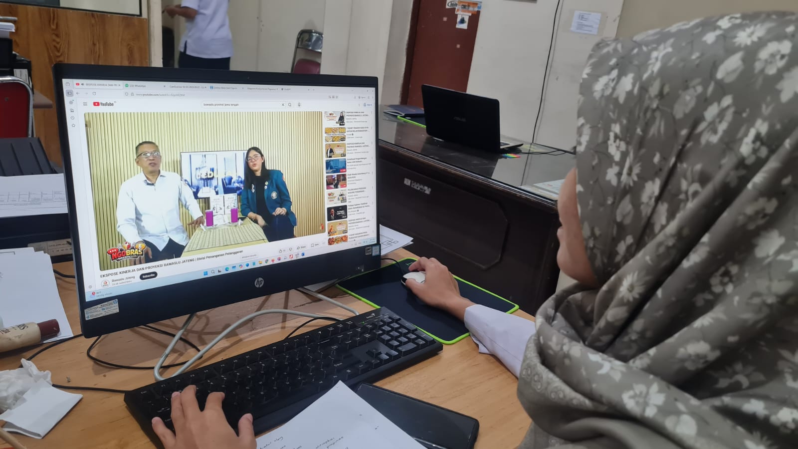Bawaslu Sukoharjo Ikuti Talkshow NGOBRAS (Ngobrol Bareng Santai) Penanganan Pelanggaran