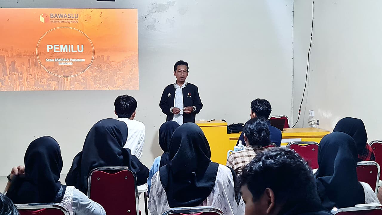 Dari Kelas ke Demokrasi: Bawaslu Sukoharjo Sukses Pikat Mahasiswa Lintas Jurusan dalam Bawaslu Mengajar