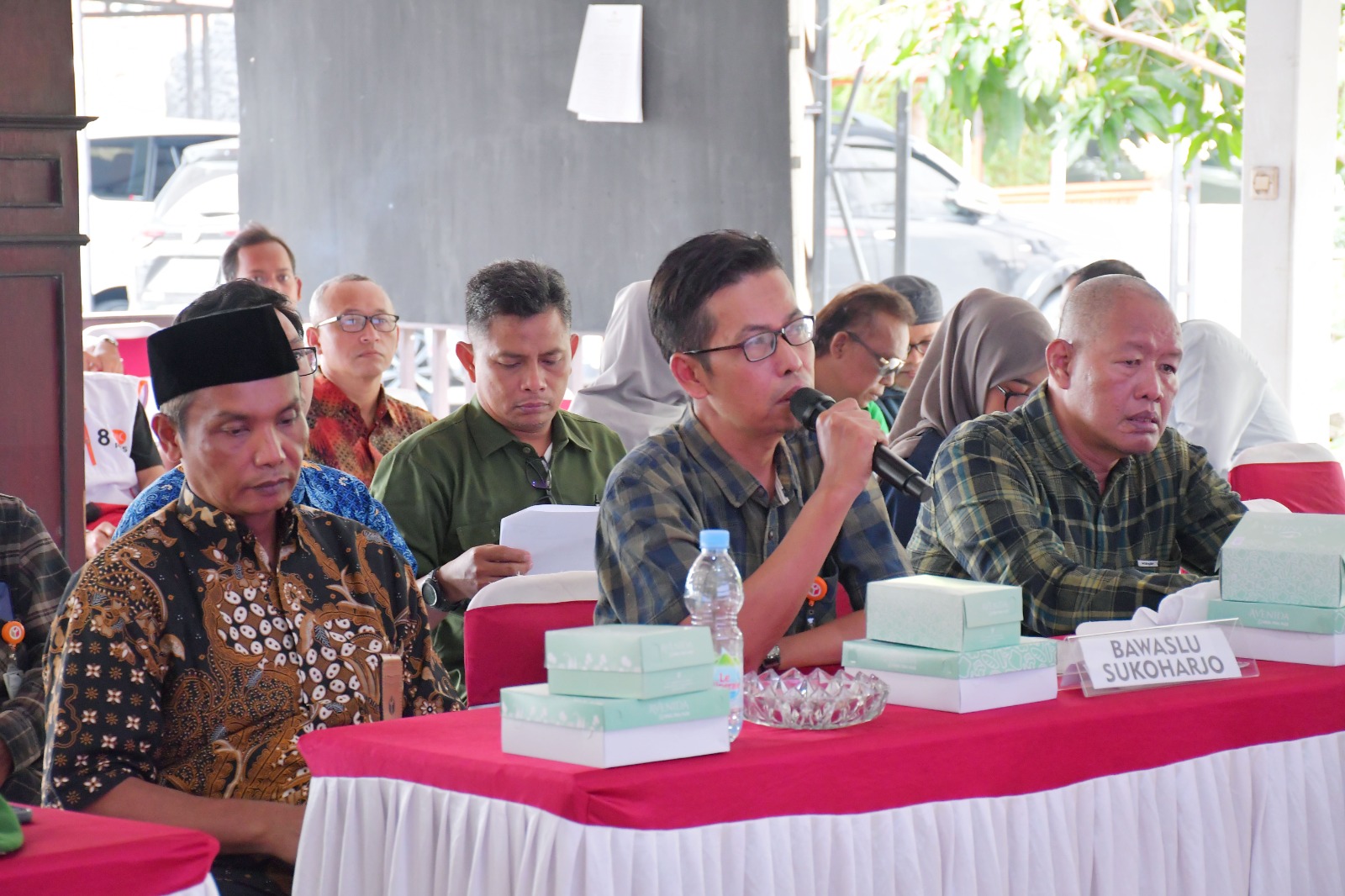Pastikan Validitas Data Pemilih, Bawaslu Sukoharjo Beri Catatan Kritis dalam Pleno PDPB Triwulan I Tahun 2026