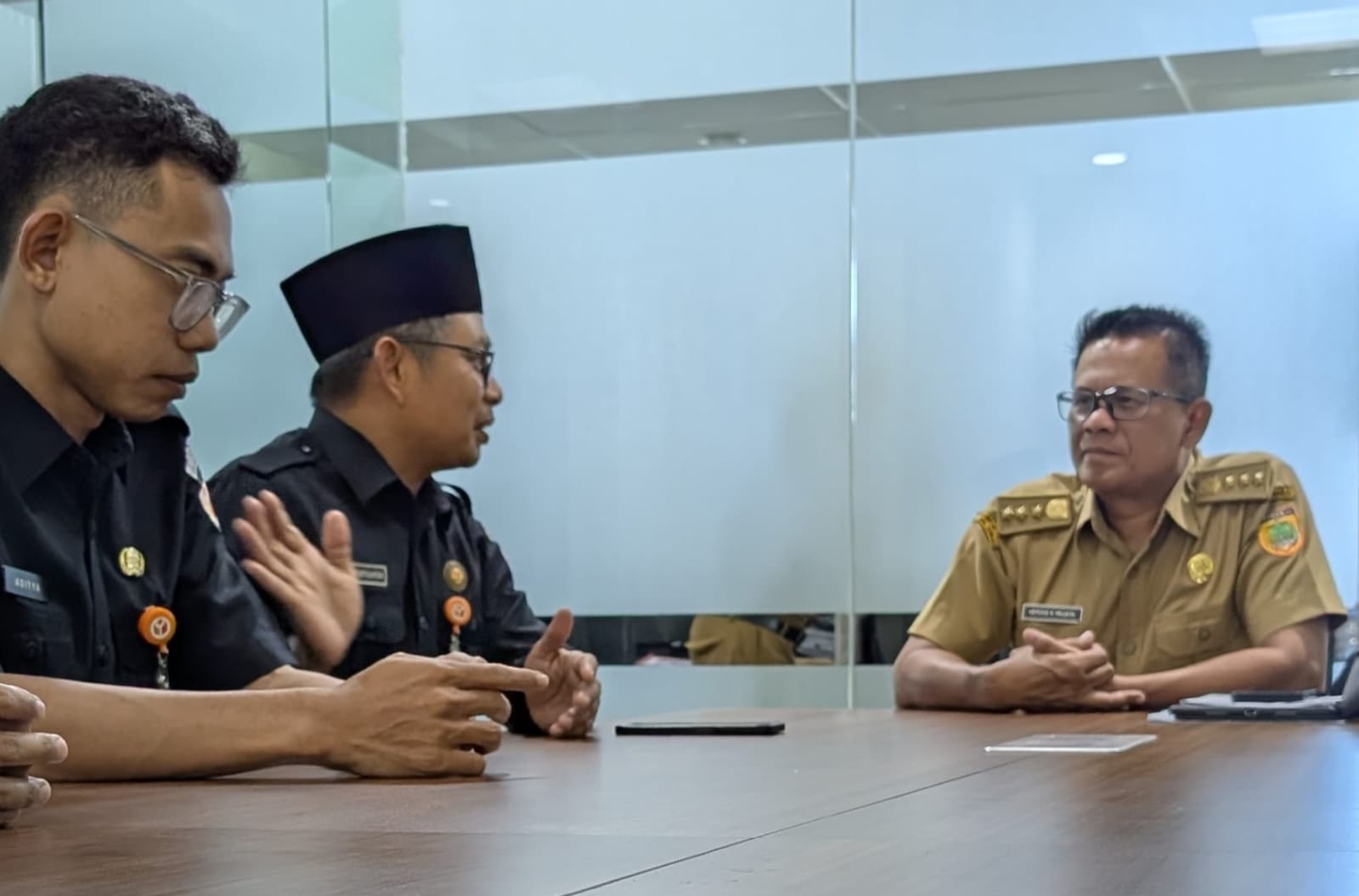 Bawaslu Sukoharjo dan Plt. Kepala Dinas Kepemudaan, Olahraga, dan Pariwisata Kolaborasikan Duta Wisata Jadi Duta Demokrasi