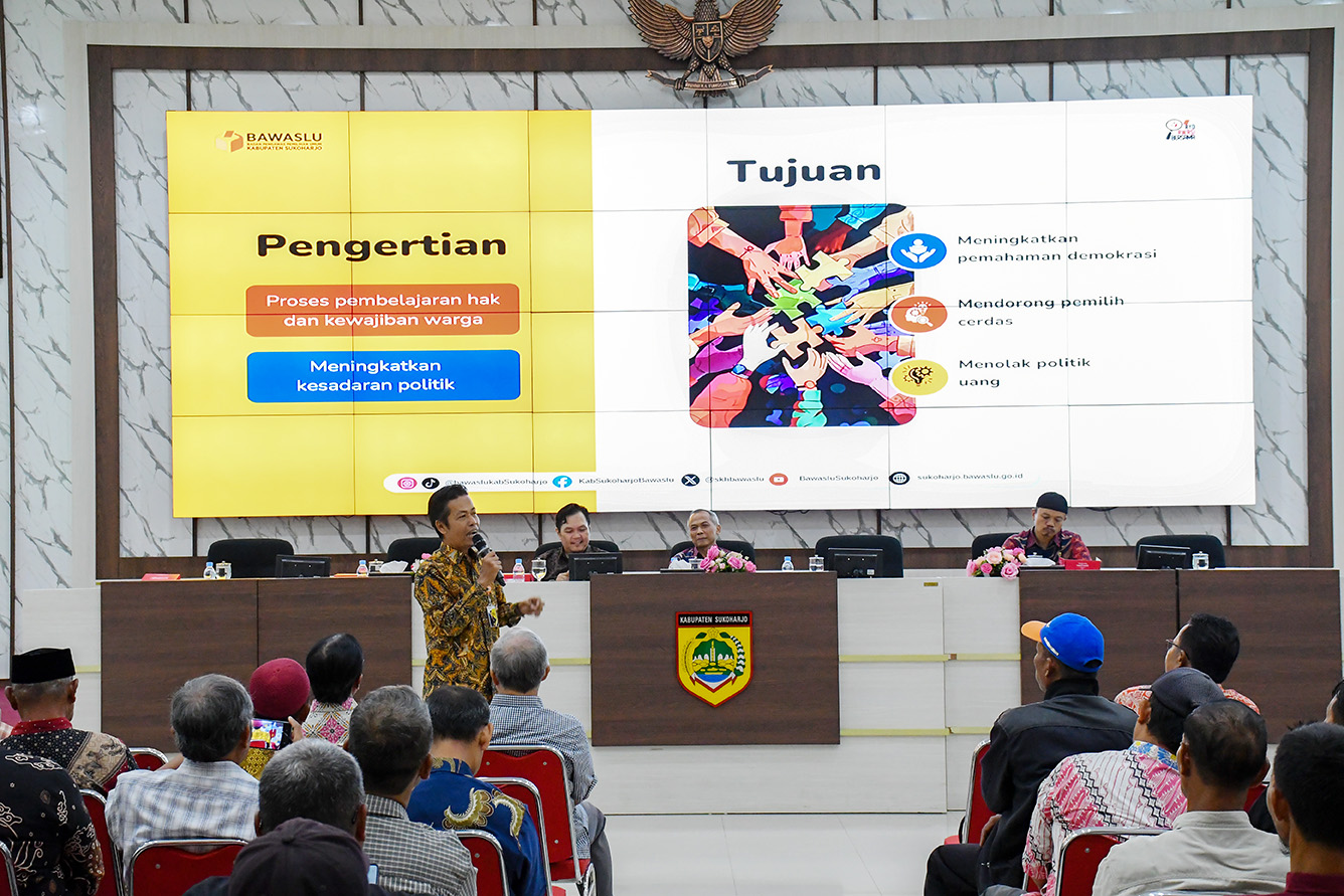 Pendidikan Politik Tokoh Masyarakat, Bawaslu Sukoharjo Dorong Partisipasi Aktif dan Budaya Politik Beretika