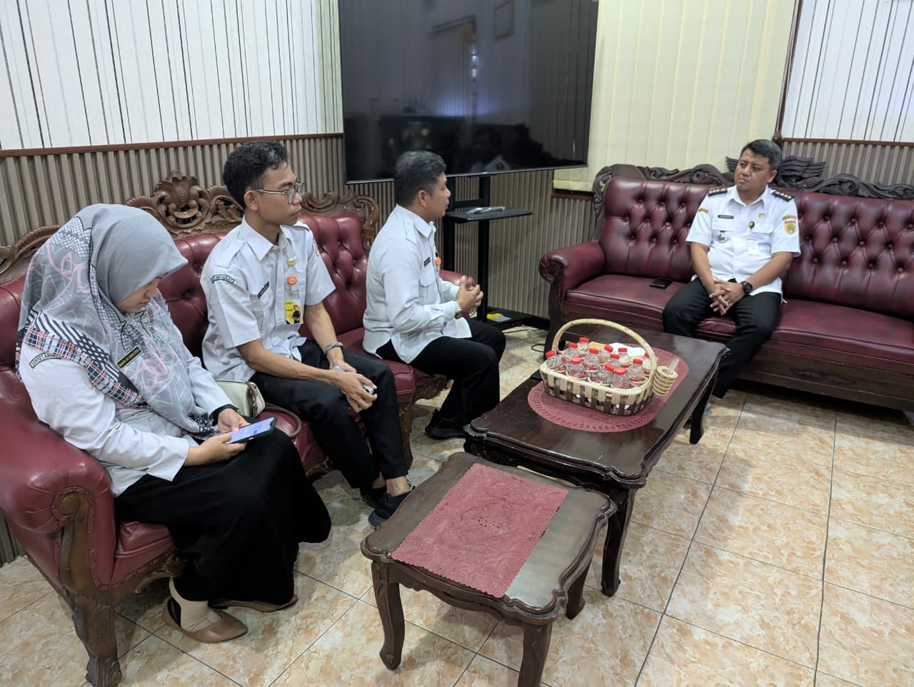 Sambangi Kecamatan Bulu, Bawaslu Sukoharjo Tekankan Pencegahan Pencatutan Identitas
