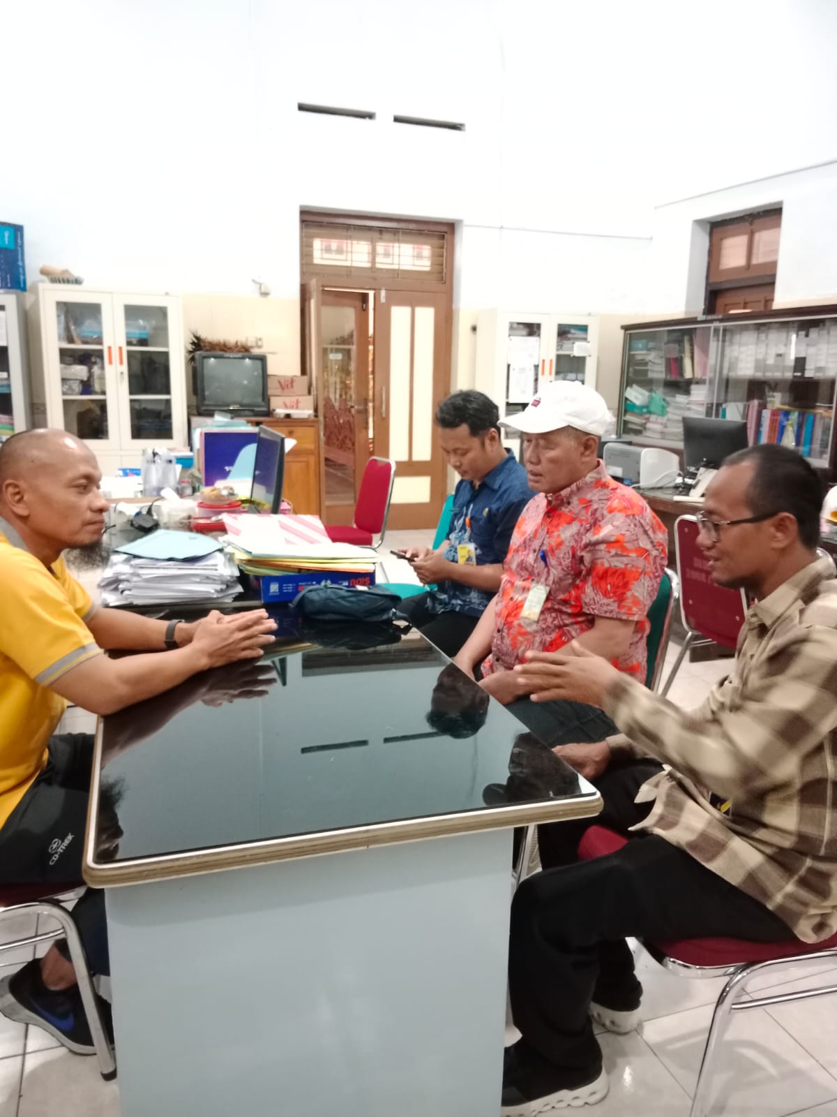 Bawaslu Sukoharjo Inisiasi Pembaharuan Kerja Sama dengan SMAN 1 Sukoharjo
