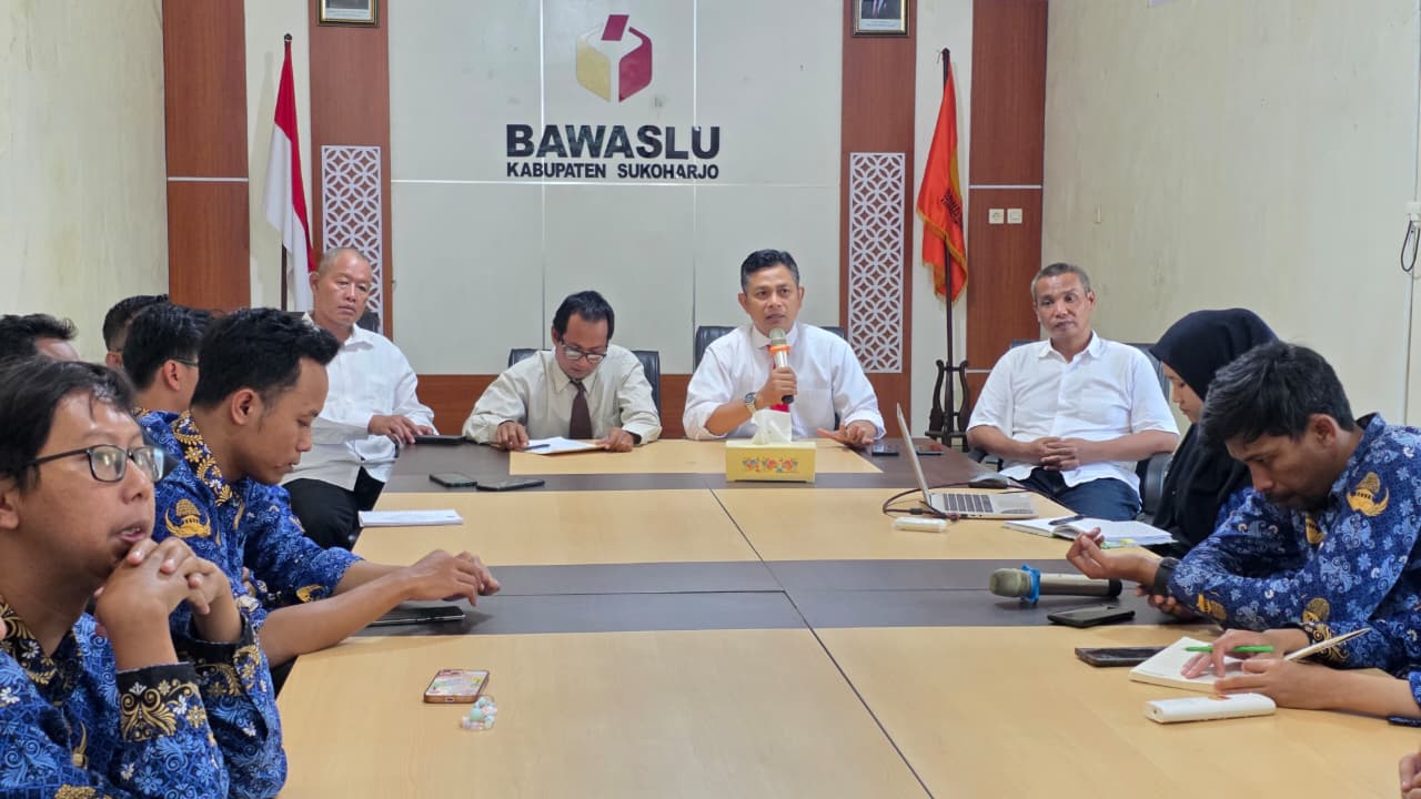 Bawaslu Sukoharjo Gelar Rapat Internal Penerimaan Permohonan Sengketa Proses Pemilu