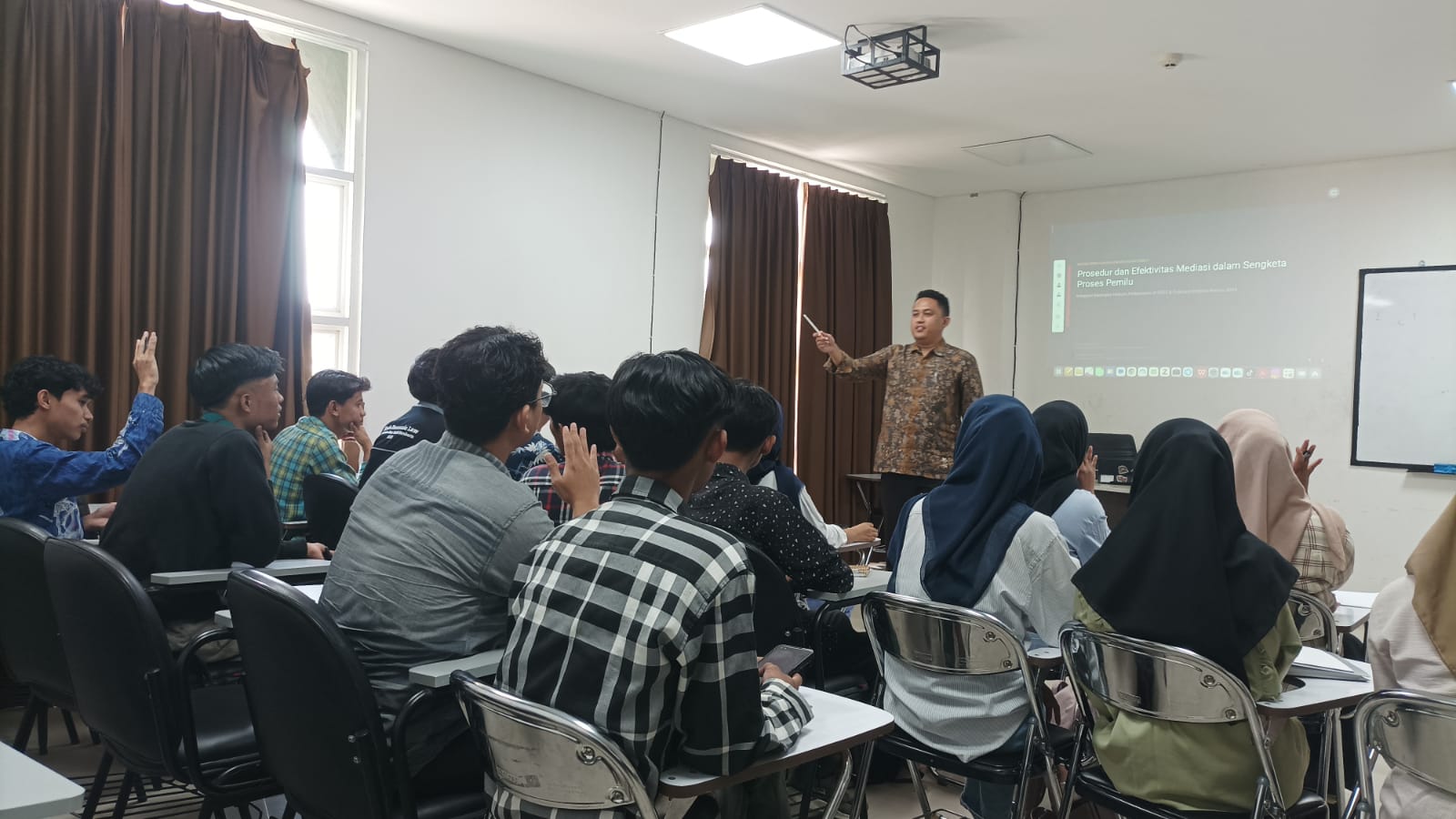 Praktik Mediasi hingga Ajudikasi, Isi Pertemuan Ke-8 Kelas Penyelesaian Sengketa di UIN RM Said