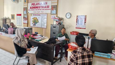 Bawaslu Sukoharjo Awasi Validasi Data Pemilih Luar Negeri Melalui Coklit Terbatas di Kecamatan Nguter 2