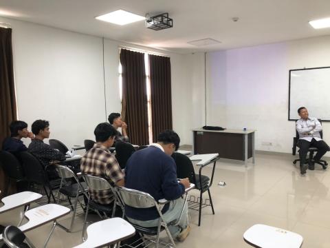 Pertemuan Keempat Kelas Sengketa Hadirkan Mantan Tim Asistensi Bawaslu RI