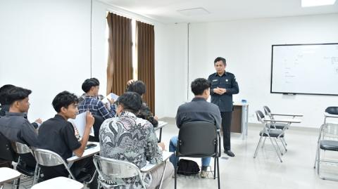 Pertemuan Kelima Kelas Sengketa, Diisi Praktik Langsung Penyelesaian Sengketa Antarpeserta 2