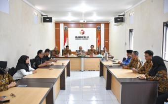 kunjungan Wakil Ketua Komisi II DPR RI Aria Bima