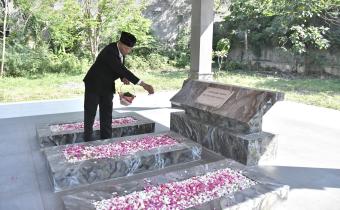 Anggota Bawaslu Sukoharjo Hadiri Ziarah dan Tabur Bunga dalam Rangka HUT Sukoharjo