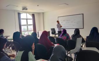 Pertemuan Ke-4 Kelas Penyelesaian Sengketa Diskusikan Penanganan Pelanggaran Pemilu