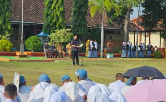 Sosialisasi Pendidikan Demokrasi Pada Pemilih Pemula di SMA N 1 Tawangsari