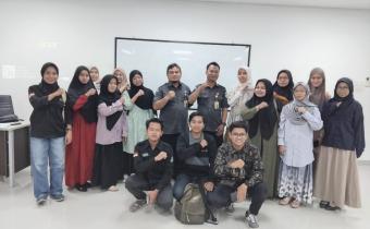 Mahasiswa Belajar Demokrasi Substantif Bawaslu Sukoharjo Bahas Pencegahan hingga Penyelesaian Sengketa Pemilu