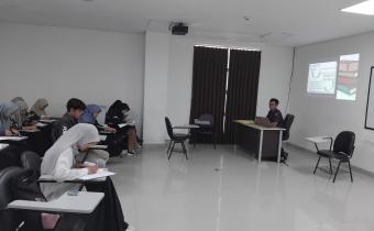 Menjaga Hak Konstitusional Bawaslu Sukoharjo Edukasi Mahasiswa Soal Sengketa Pemilu