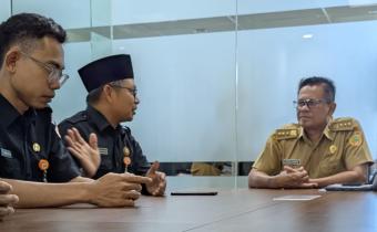 Bawaslu Sukoharjo dan Plt. Kepala Dinas Kepemudaan, Olahraga, dan Pariwisata Kolaborasikan Duta Wisata Jadi Duta Demokrasi